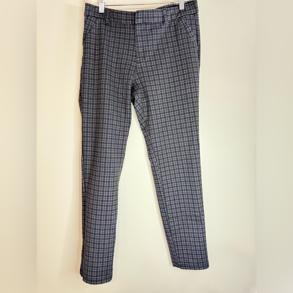 Kut from the Kloth gray & purple plaid skinny jean in size 14S